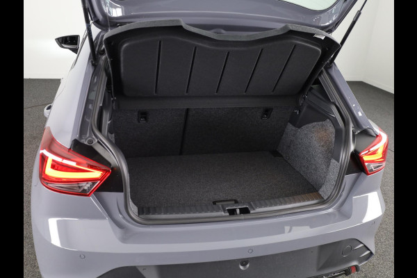 Seat Ibiza Style 1.0 EcoTSI 95 PK | Premium Lak 'Graphene Grey' | Draadloze Carplay | Park Assist | Cruise Control