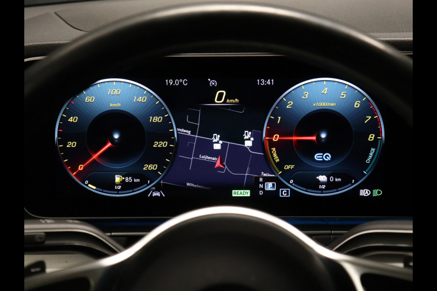 Mercedes-Benz GLE 350 e 4MATIC AMG Sport [SCHUIFKANTELDAK, BURMESTER, MEMORY SEATS, SFEERVERLICHTING, APPLE CARPLAY, STOELVERWARMING, CAMERA, CRUISE CONTROL, NAVIGATIE, BLUETOOTH, CLIMATE CONTROL, NIEUWSTAAT]