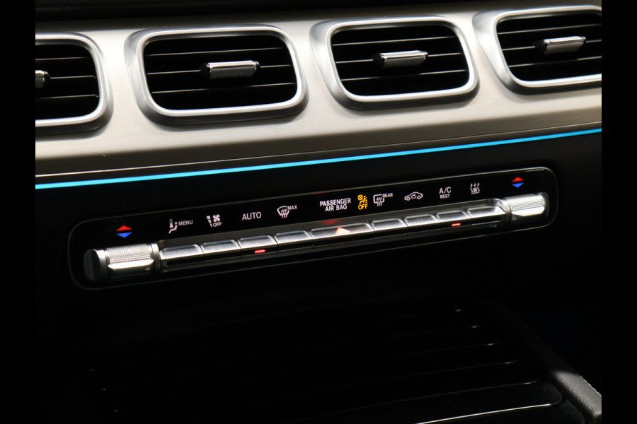 Mercedes-Benz GLE 350 e 4MATIC AMG Sport [SCHUIFKANTELDAK, BURMESTER, MEMORY SEATS, SFEERVERLICHTING, APPLE CARPLAY, STOELVERWARMING, CAMERA, CRUISE CONTROL, NAVIGATIE, BLUETOOTH, CLIMATE CONTROL, NIEUWSTAAT]