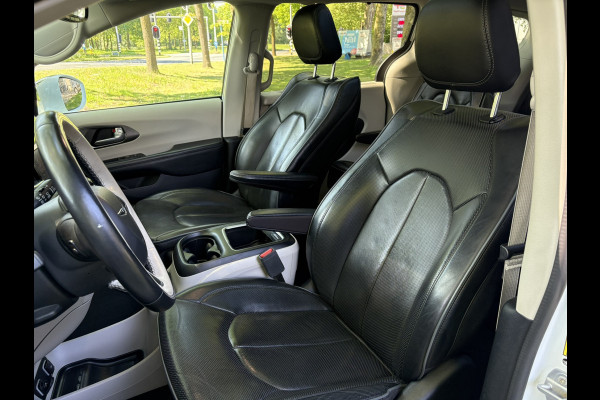 Chrysler Pacifica 3.6 V6 Limited Stow & Go