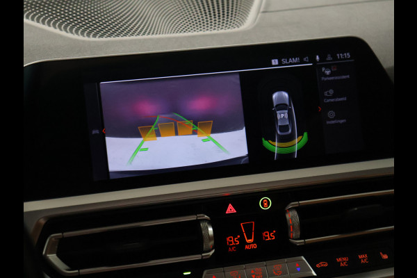 BMW 4 Serie Gran Coupé 420i Business Edition Plus M Sport [SCHUIFKANTELDAK, MEMORY SEATS, STUURVERWARMING, STOELVERWARMING, DRAADLOZE LADER, CAMERA, ADAPTIVE CRUISE, PDC 360, CLIMATE, NIEUWSTAAT]