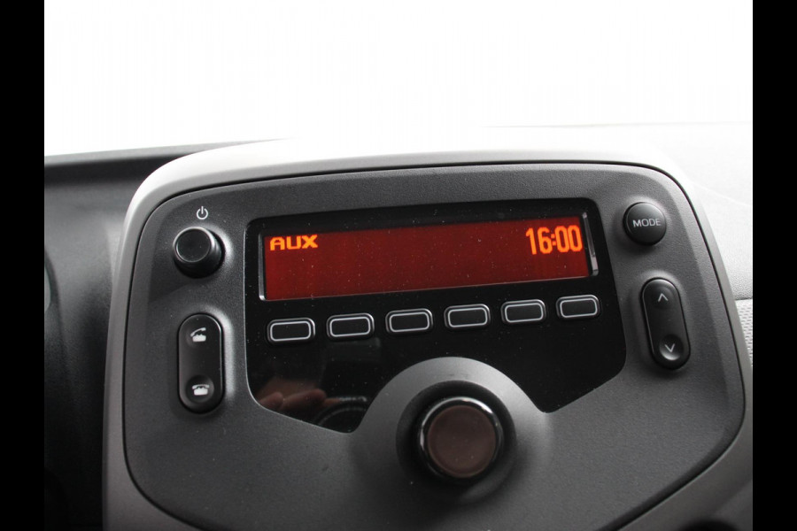 Peugeot 108 1.0 e-VTi Active Airco Bluetooth Led dagrij verlichting Multi functioneel stuur 5 deurs