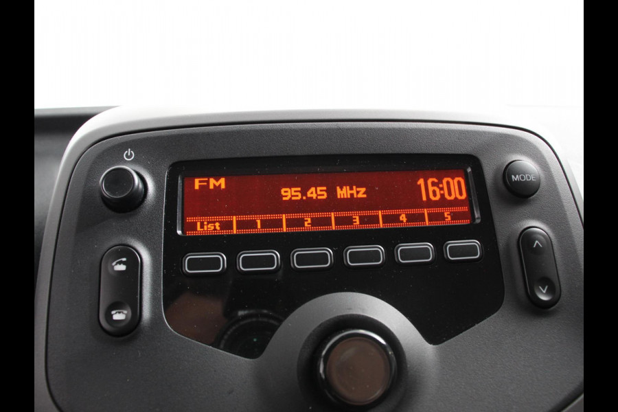 Peugeot 108 1.0 e-VTi Active Airco Bluetooth Led dagrij verlichting Multi functioneel stuur 5 deurs