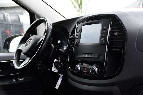 Mercedes-Benz Vito 116 CDI L3 DC Black Edition Cruise, Camera, Carplay, LED, 164pk, Leder, Stoelverwarming, Multimedia, Uniek!