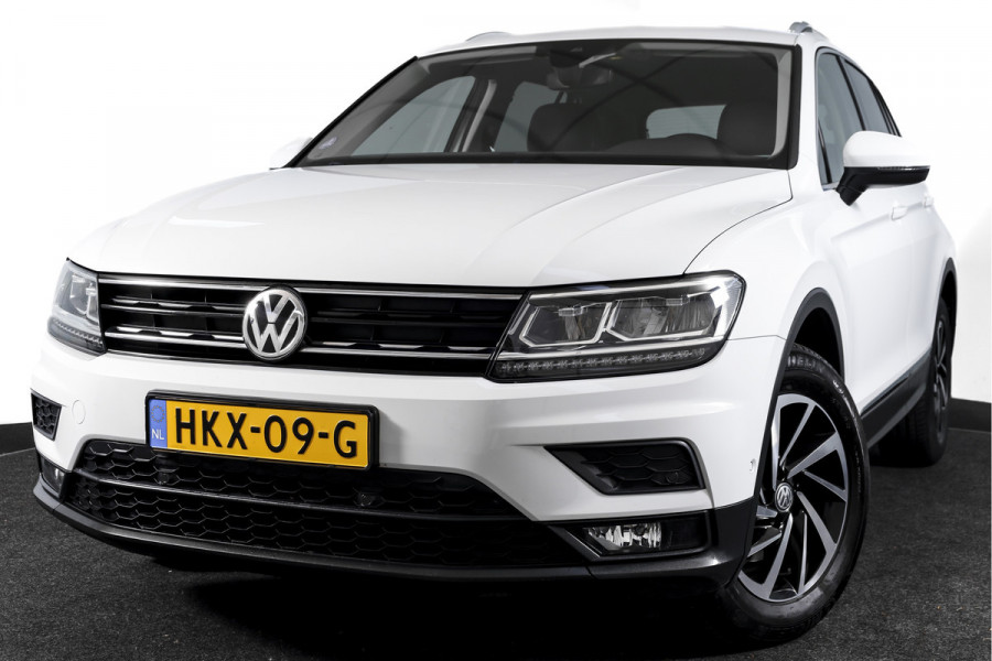 Volkswagen Tiguan 1.5 TSI ACT 150 PK Comfortline Business | Adapt. Cruise | PDC | Camera | NAV + App. Connect | ECC | Trekhaak | LM 17" |
