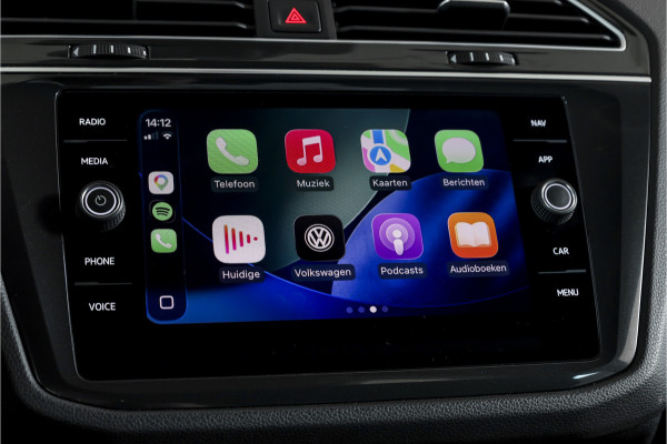 Volkswagen Tiguan 1.5 TSI ACT 150 PK Comfortline Business | Adapt. Cruise | PDC | Camera | NAV + App. Connect | ECC | Trekhaak | LM 17" |