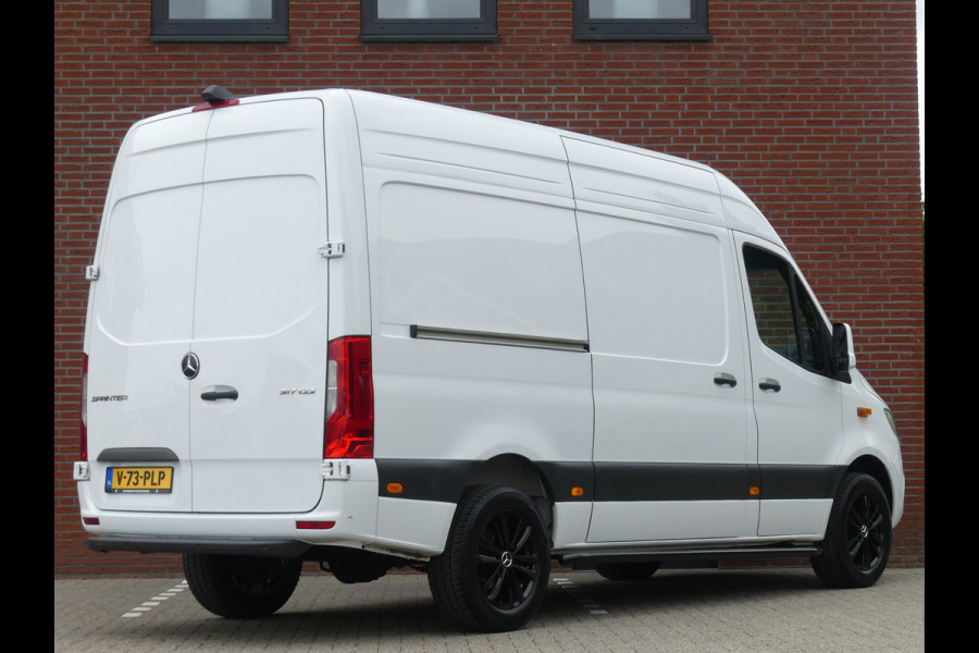 Mercedes-Benz Sprinter 317 CDI L2H2 LED/Camera/PDC/Navigatie