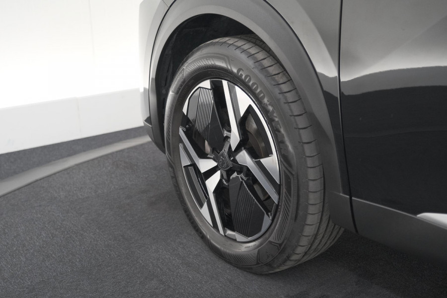Peugeot 2008 PureTech 100 Allure | Apple Carplay | Parkeersensoren | Climate Control | Cruise Control