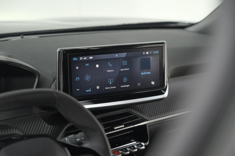 Peugeot 2008 PureTech 100 Allure | Apple Carplay | Parkeersensoren | Climate Control | Cruise Control