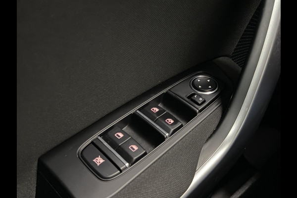 Kia Ceed Sportswagon 1.0 T-GDi ComfortLine Apple Carplay Android Auto Camera DAB Climate Control Cruise Control Stuurverwarming Stoelverwarming