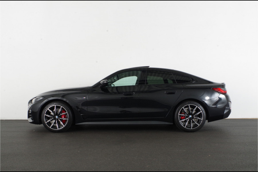 BMW 4 Serie Gran Coupé 4 Serie Gran Coupé 420i > Shadow | H&K | 19inch | Head-up |Schuifdak | Leer... Lease ook mogelijk!