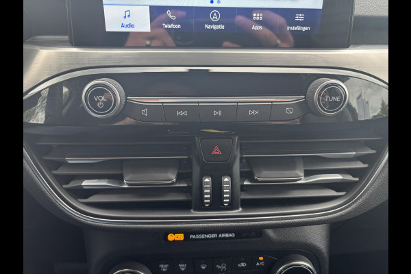 Ford Kuga 2.5 PHEV Titanium 225pk Afneembare Trekhaak | Winterpack | Apple Carplay | 18 inch velgen