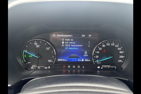 Ford Kuga 2.5 PHEV Titanium 225pk Afneembare Trekhaak | Winterpack | Apple Carplay | 18 inch velgen