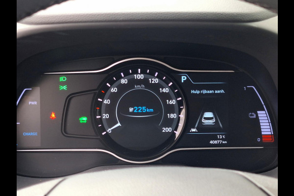Hyundai Kona EV Premium 64 kWh | SOH: nnb | Warmtepomp | Lage km-stand | Leder | HUD | Blindspot | Full LED |