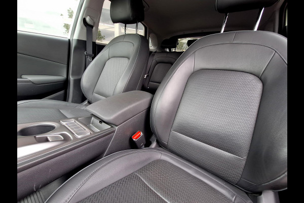 Hyundai Kona EV Premium 64 kWh | SOH: nnb | Warmtepomp | Lage km-stand | Leder | HUD | Blindspot | Full LED |