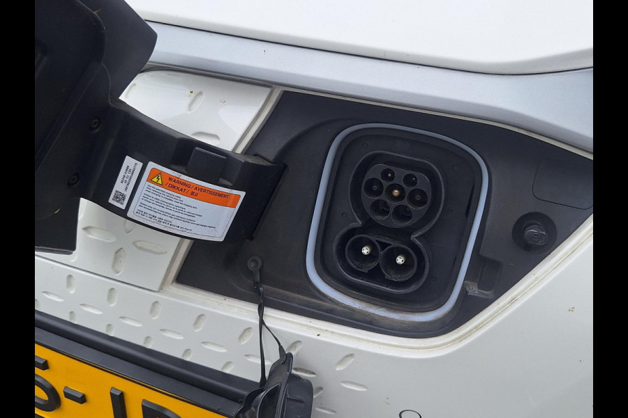 Hyundai Kona EV Premium 64 kWh | SOH: nnb | Warmtepomp | Lage km-stand | Leder | HUD | Blindspot | Full LED |
