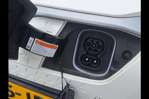 Hyundai Kona EV Premium 64 kWh | SOH: nnb | Warmtepomp | Lage km-stand | Leder | HUD | Blindspot | Full LED |