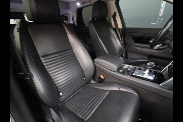 Land Rover Discovery Sport P300e 1.5 SE [TREKHAAK AFNEEMBAAR, APPLE CARPLAY, ANDROID, CAMERA 360, VOL LEDER, CRUISE, NAVIGATIE, CLIMATE, NIEUWSTAAT]
