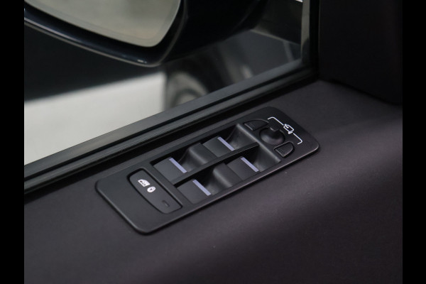 Land Rover Discovery Sport P300e 1.5 SE [TREKHAAK AFNEEMBAAR, APPLE CARPLAY, ANDROID, CAMERA 360, VOL LEDER, CRUISE, NAVIGATIE, CLIMATE, NIEUWSTAAT]