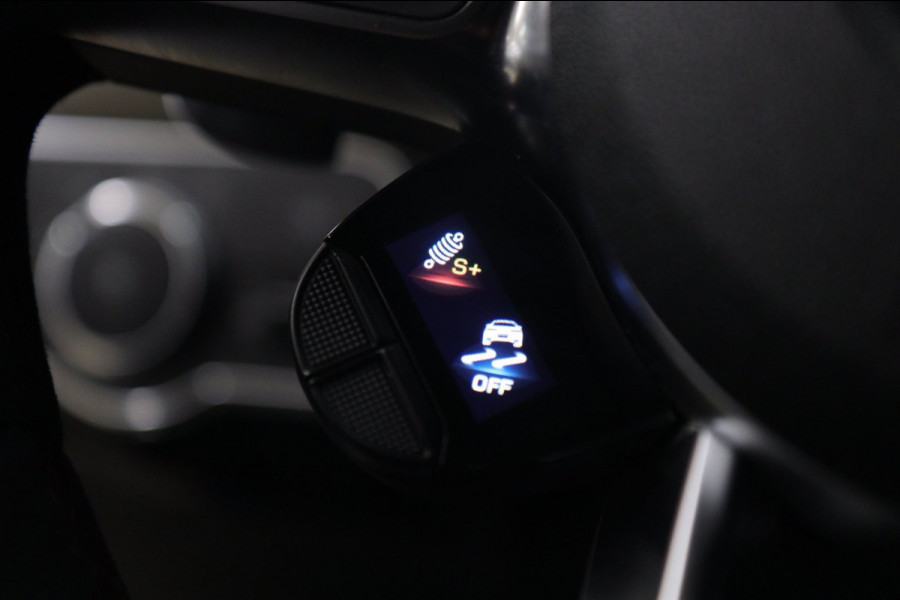 Mercedes-Benz CLA-Klasse AMG 35 4MATIC PANO/CARPLAY/BUR/SFEER/STOELVER/VOLL