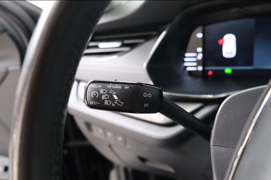 Škoda Octavia Combi 1.0 e-TSI Business Edition Automaat - N.A.P. Airco, Cruise, Navi, PDC, Carplay, Trekhaak.