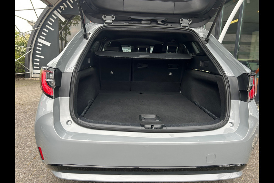 Toyota Corolla Touring Sports 1.8 Hybrid Business Plus 100% Dealer Onderhouden Rijklaarprijs!