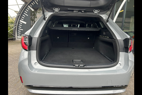 Toyota Corolla Touring Sports 1.8 Hybrid Business Plus 100% Dealer Onderhouden Rijklaarprijs!