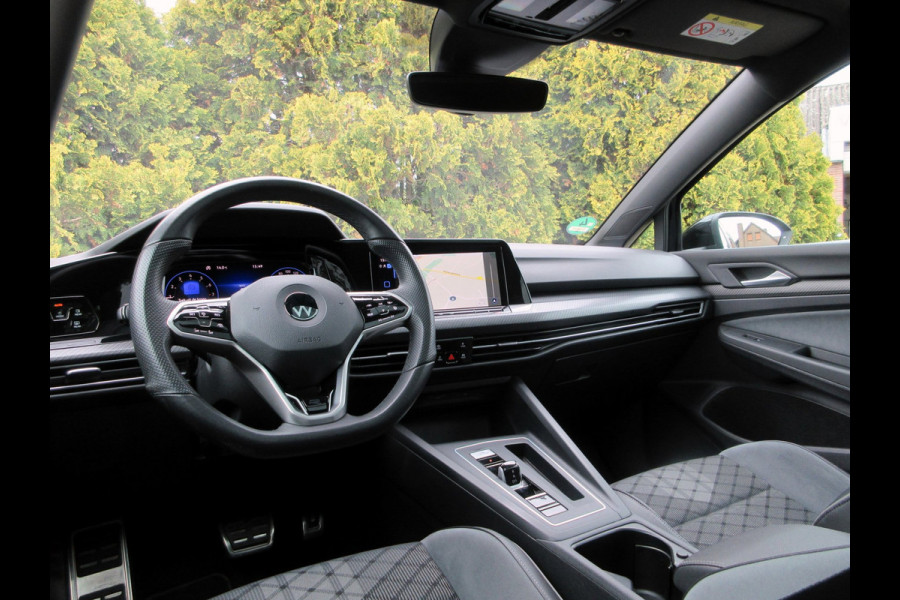 Volkswagen Golf 1.5 eTSI R-Line*Pano*Virt. cockpit*Sfeerverl.*