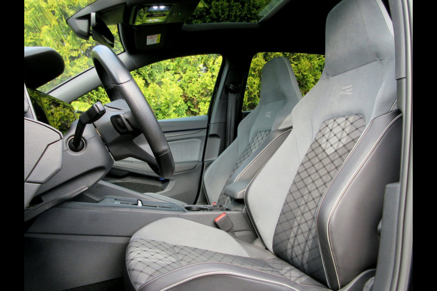 Volkswagen Golf 1.5 eTSI R-Line*Pano*Virt. cockpit*Sfeerverl.*