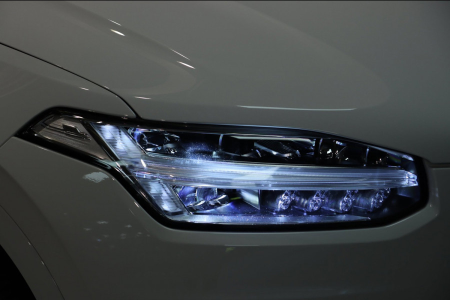 Volvo XC90 2.0 T8 Recharge AWD R-Design / HUD / ACC / KEYLESS / LEDER