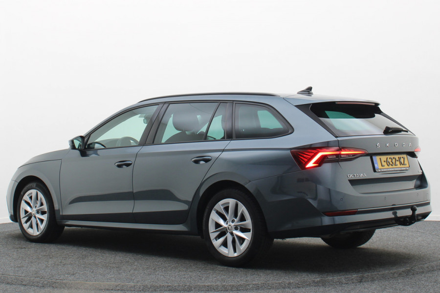Škoda Octavia Combi 1.5 e-TSI Business Edition Virtual Cockpit, Apple Carplay, Cruise, LED, Climate, Trekhaak, 17''