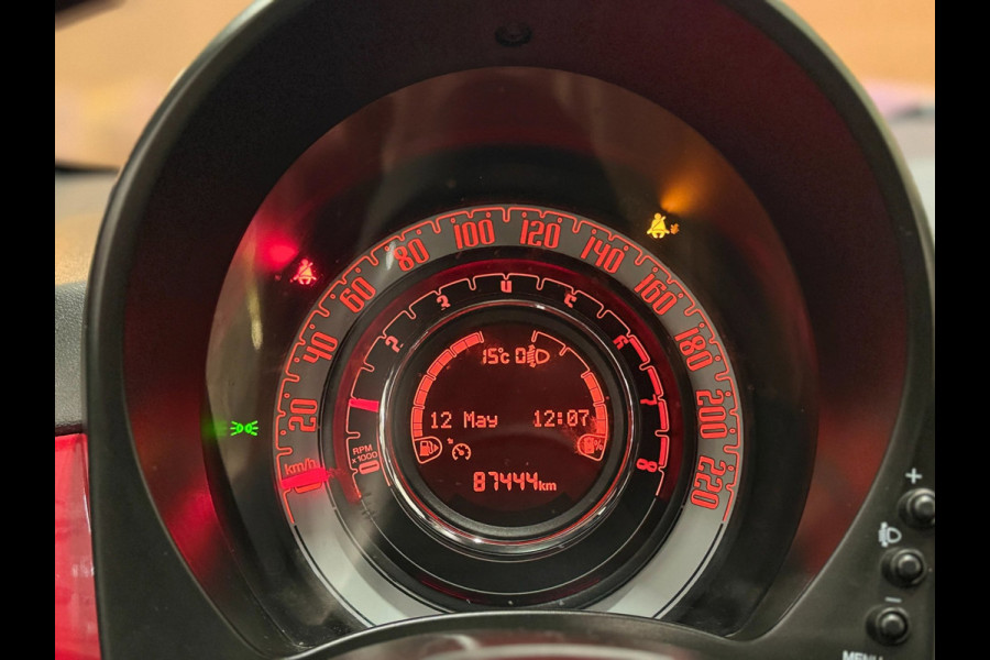Fiat 500 1.0 Hybrid Club Cruise Led Navi Carplay Airco Sportstoelen Leder