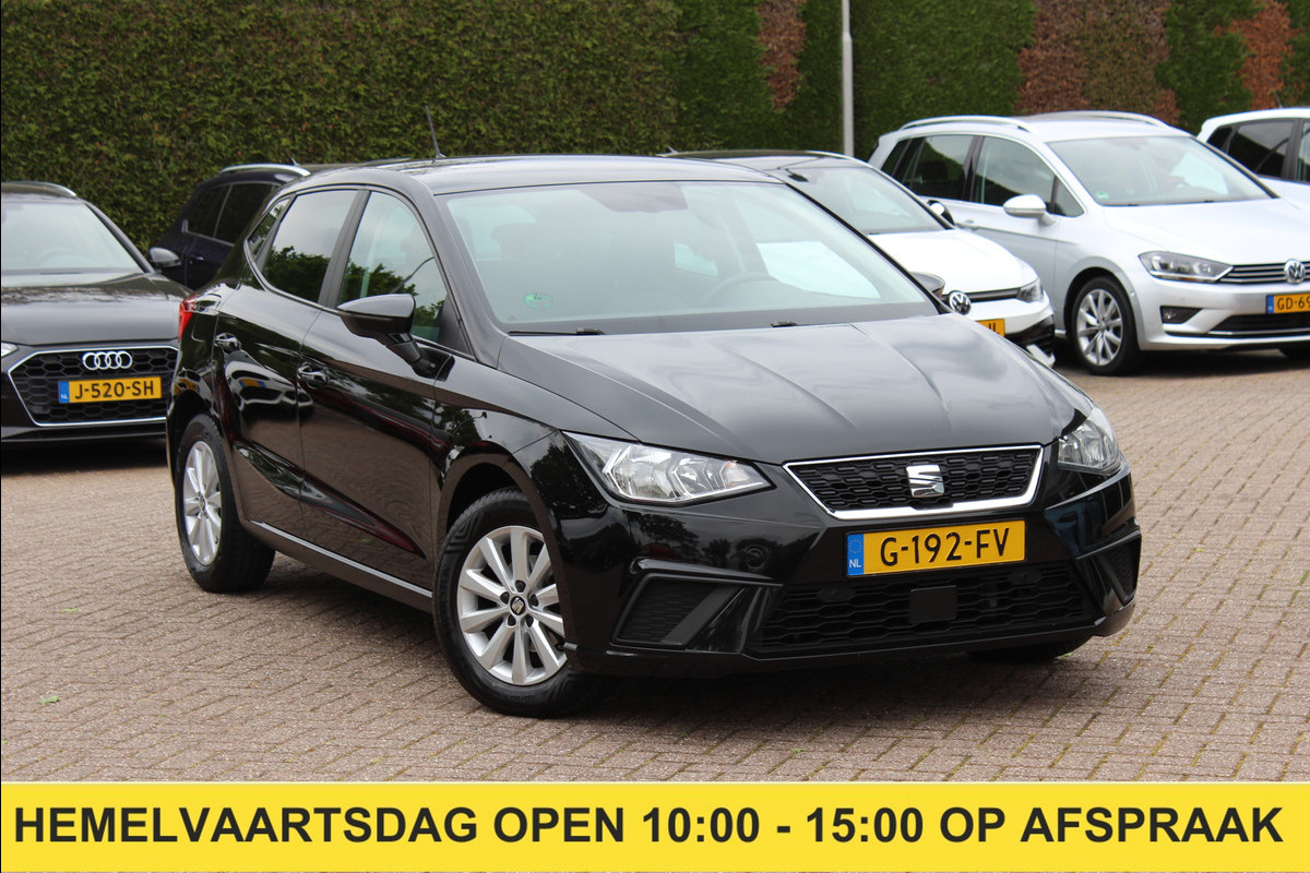 Seat Ibiza 1.0 TSI Style Business Intense / Camera / CarPlay / Navigatie / 15'' / Getint glas / Cruise Control