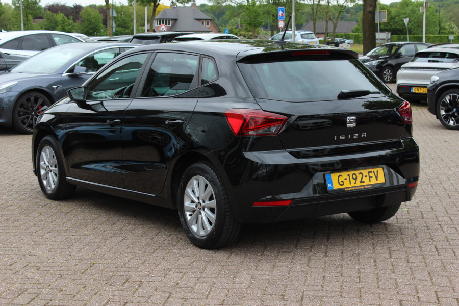 Seat Ibiza 1.0 TSI Style Business Intense / Camera / CarPlay / Navigatie / 15'' / Getint glas / Cruise Control