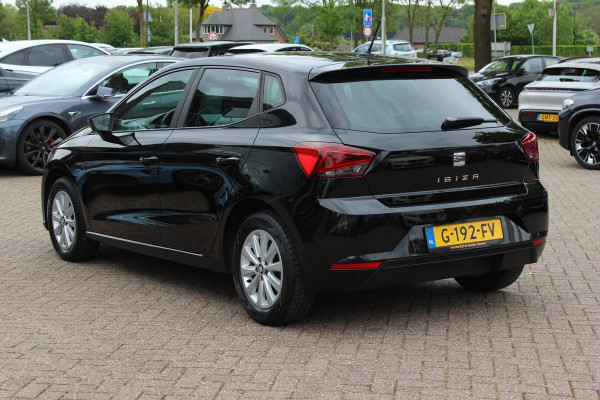 Seat Ibiza 1.0 TSI Style Business Intense / Camera / CarPlay / Navigatie / 15'' / Getint glas / Cruise Control