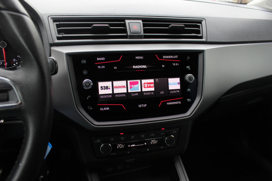Seat Ibiza 1.0 TSI Style Business Intense / Camera / CarPlay / Navigatie / 15'' / Getint glas / Cruise Control