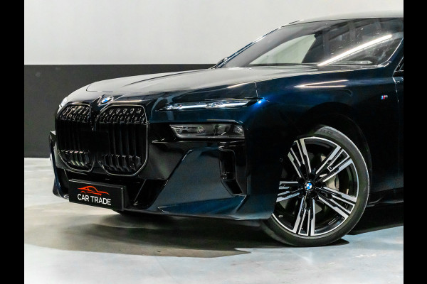 BMW i7 XDrive60 M-SPORT 106 kWh FULL-OPTION Pano Skylounge, Massage, Bowers&Wilkins, 360.camera