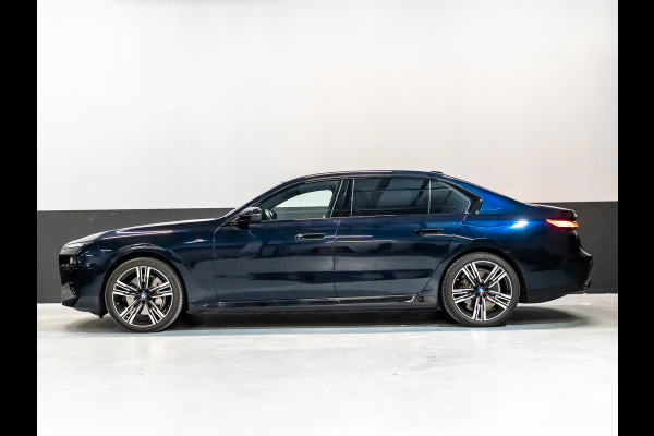 BMW i7 XDrive60 M-SPORT 106 kWh FULL-OPTION Pano Skylounge, Massage, Bowers&Wilkins, 360.camera