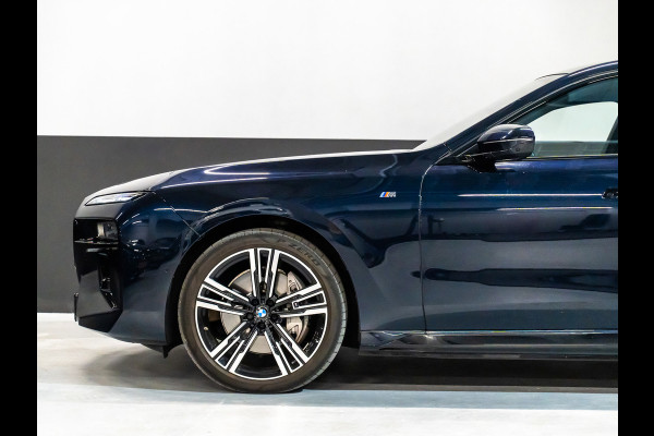 BMW i7 XDrive60 M-SPORT 106 kWh FULL-OPTION Pano Skylounge, Massage, Bowers&Wilkins, 360.camera