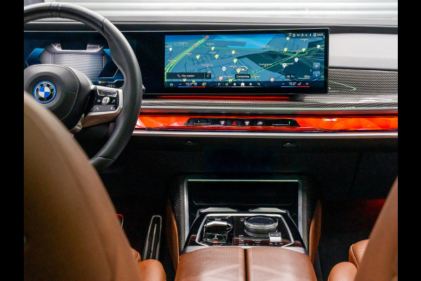 BMW i7 XDrive60 M-SPORT 106 kWh FULL-OPTION Pano Skylounge, Massage, Bowers&Wilkins, 360.camera