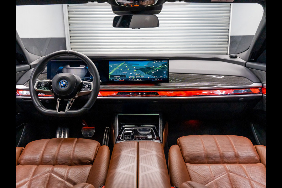 BMW i7 XDrive60 M-SPORT 106 kWh FULL-OPTION Pano Skylounge, Massage, Bowers&Wilkins, 360.camera
