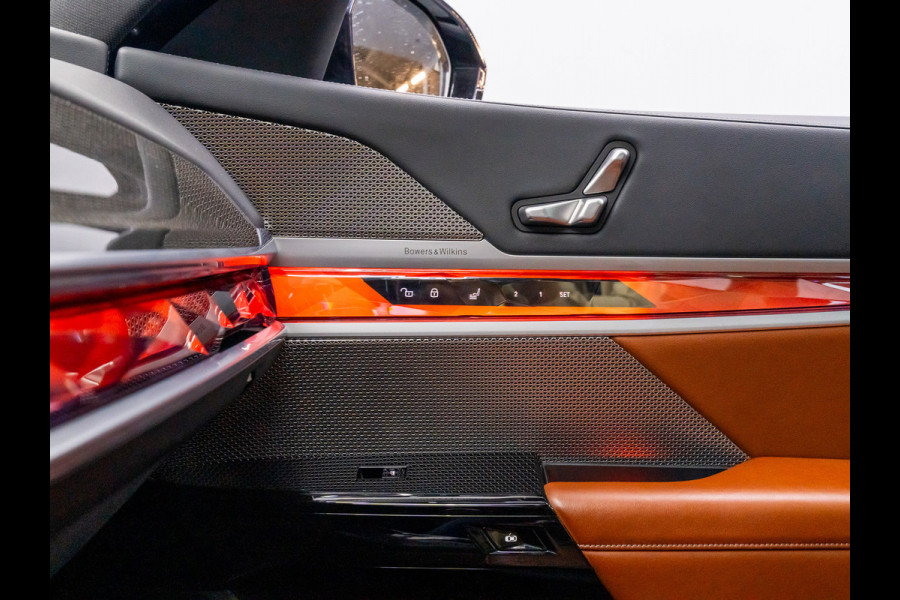 BMW i7 XDrive60 M-SPORT 106 kWh FULL-OPTION Pano Skylounge, Massage, Bowers&Wilkins, 360.camera