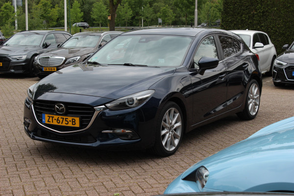 Mazda 3 2.2 SkyActiv-D 150 GT-M / Camera / Head-up / Leder / Keyless / Navigatie / 18'' / Stuur+Stoelverwarming / DAB / ACC