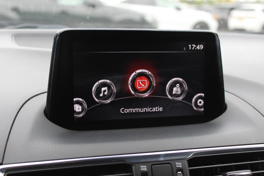 Mazda 3 2.2 SkyActiv-D 150 GT-M / Camera / Head-up / Leder / Keyless / Navigatie / 18'' / Stuur+Stoelverwarming / DAB / ACC