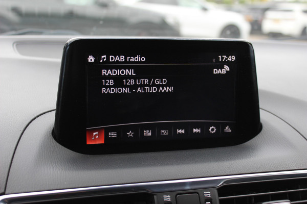 Mazda 3 2.2 SkyActiv-D 150 GT-M / Camera / Head-up / Leder / Keyless / Navigatie / 18'' / Stuur+Stoelverwarming / DAB / ACC