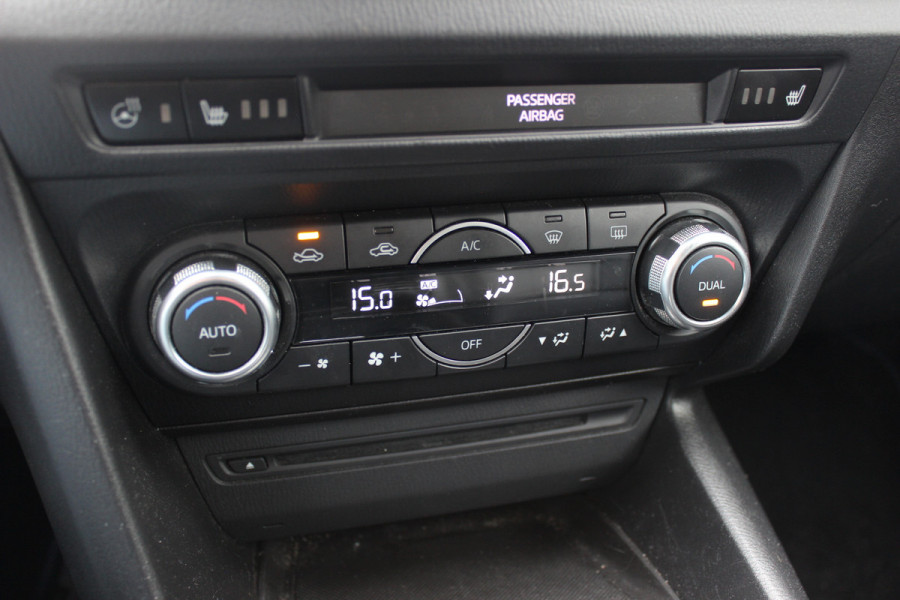 Mazda 3 2.2 SkyActiv-D 150 GT-M / Camera / Head-up / Leder / Keyless / Navigatie / 18'' / Stuur+Stoelverwarming / DAB / ACC