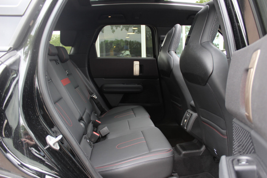 MINI Countryman 1.5 C John Cooper Works XL / Trekhaak / Panoramadak / 360Camera / Head-up / Harman Kardon / 20'' / Leder / Sfeerverlichting / LED / CarPlay / Dodehoek / DAB / ACC
