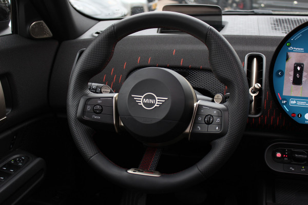 MINI Countryman 1.5 C John Cooper Works XL / Trekhaak / Panoramadak / 360Camera / Head-up / Harman Kardon / 20'' / Leder / Sfeerverlichting / LED / CarPlay / Dodehoek / DAB / ACC