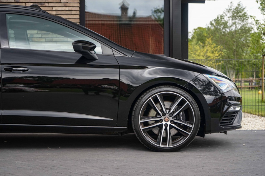 Seat Leon ST Cupra 300 4Drive Pano/Schaalst/Beats/Virtual/ACC/DCC