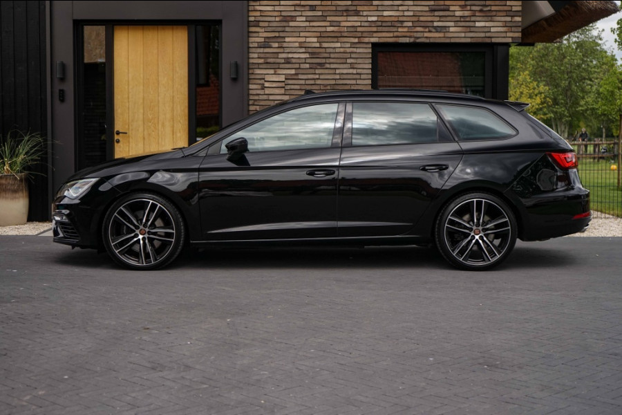 Seat Leon ST Cupra 300 4Drive Pano/Schaalst/Beats/Virtual/ACC/DCC